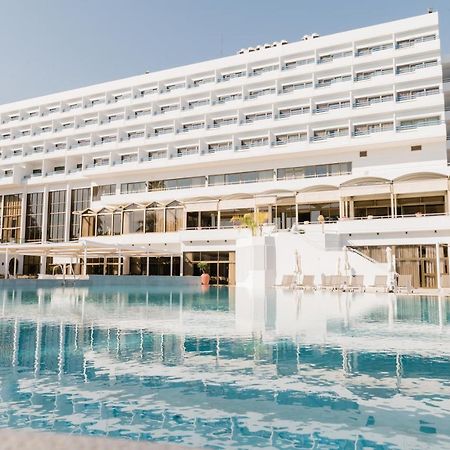 Elias Beach Hotel Лимасол Екстериор снимка