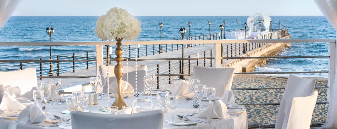 Elias Beach Hotel Лимасол Екстериор снимка