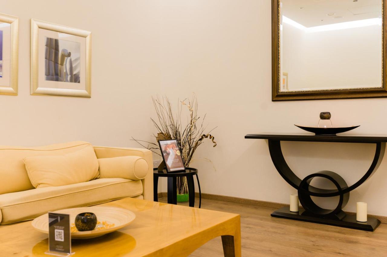 Elias Beach Hotel Лимасол Екстериор снимка