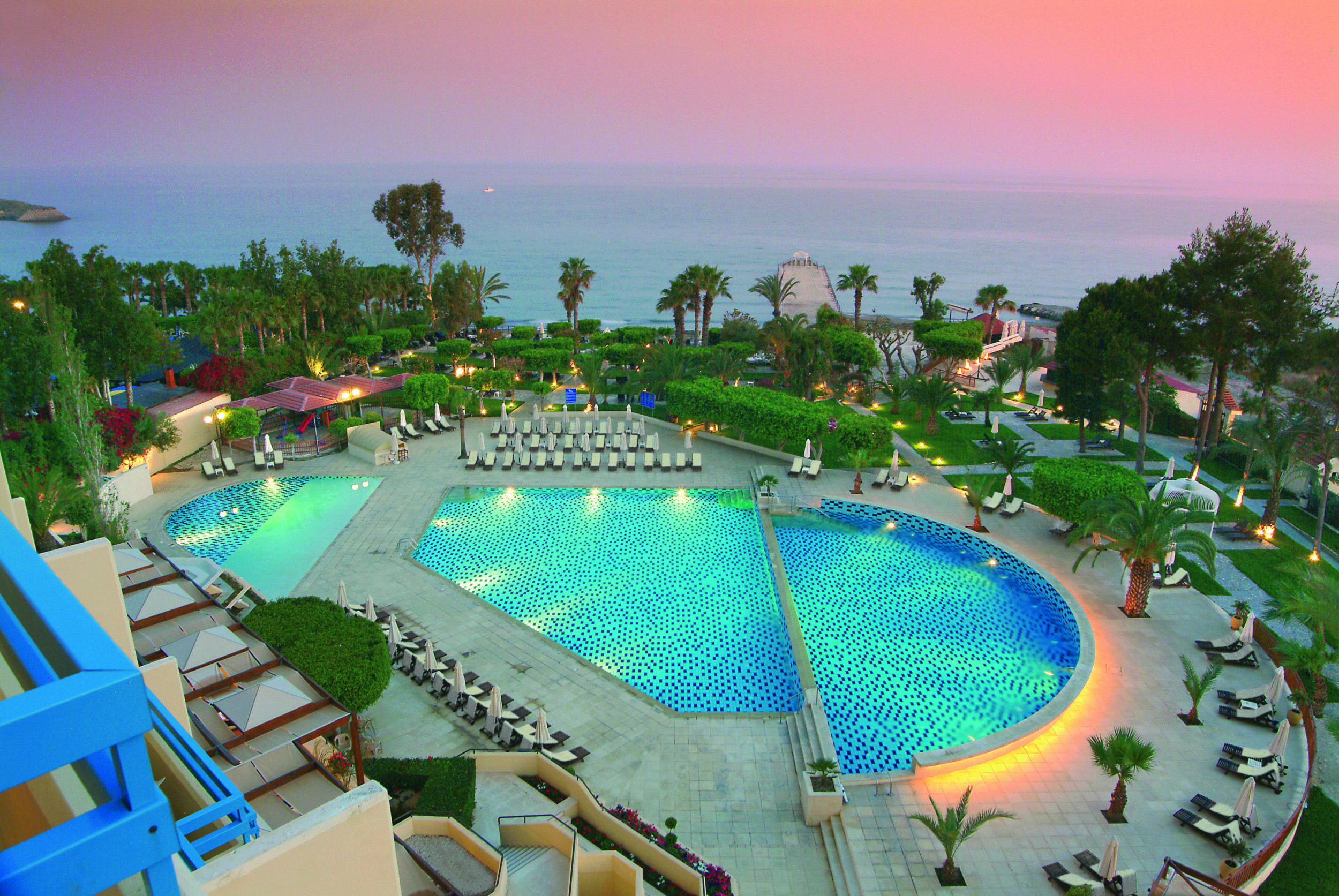 Elias Beach Hotel Лимасол Екстериор снимка